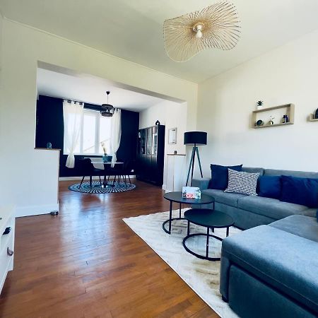 Le Theodore: Charming Apartment with Parking near Station Nevers Exterior photo