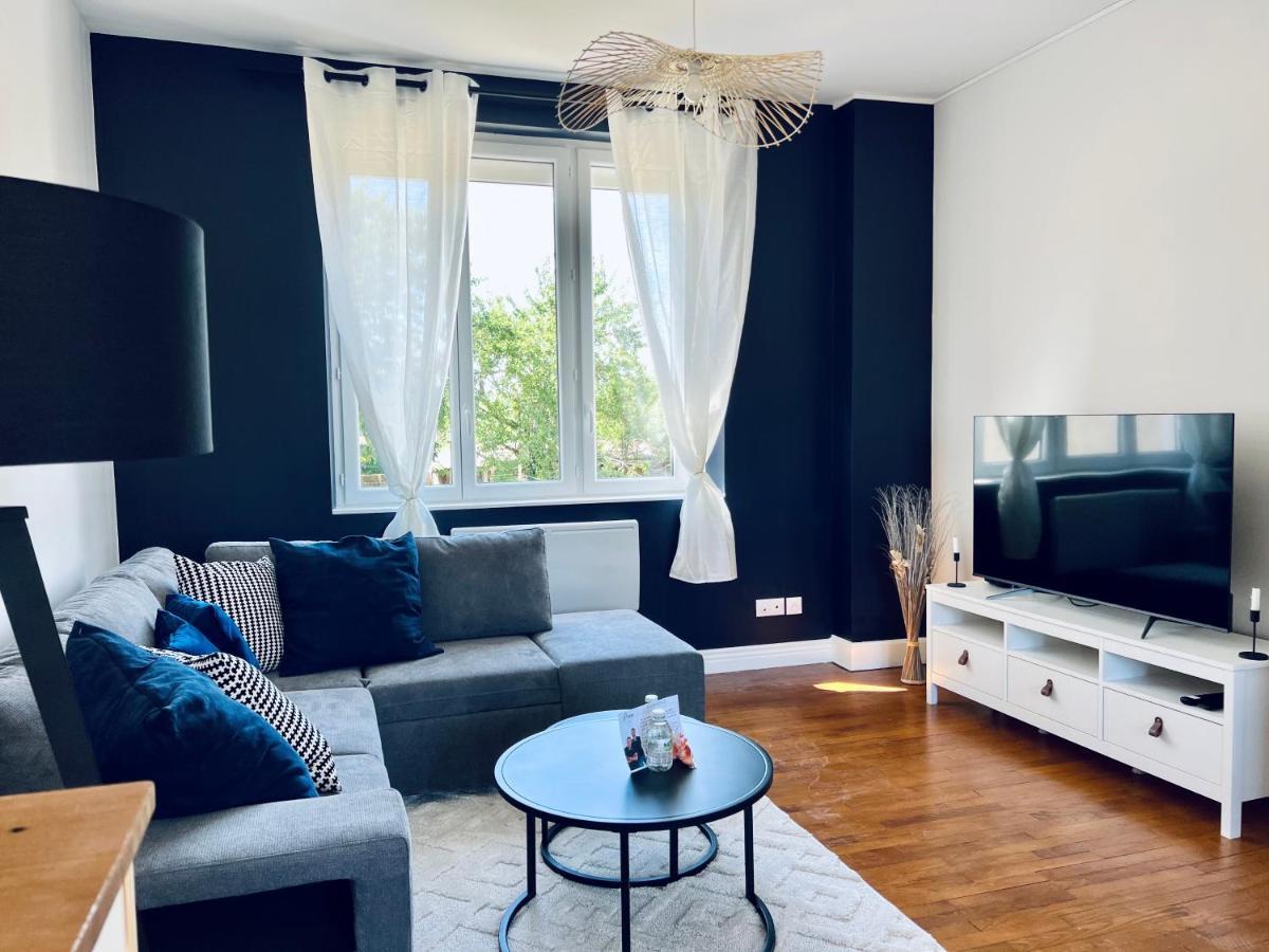 Le Theodore: Charming Apartment with Parking near Station Nevers Exterior photo